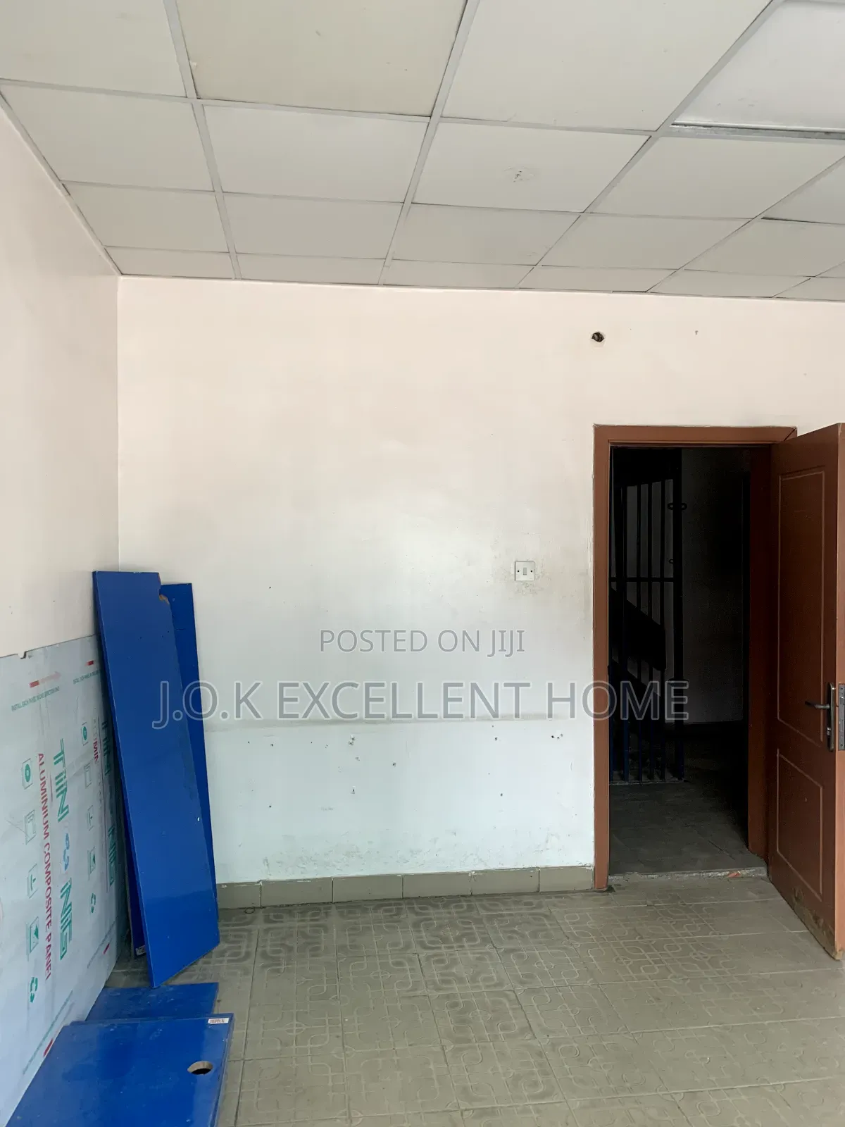 A Self Compound ~300sqm Office Space, Victoria Island, Lagos