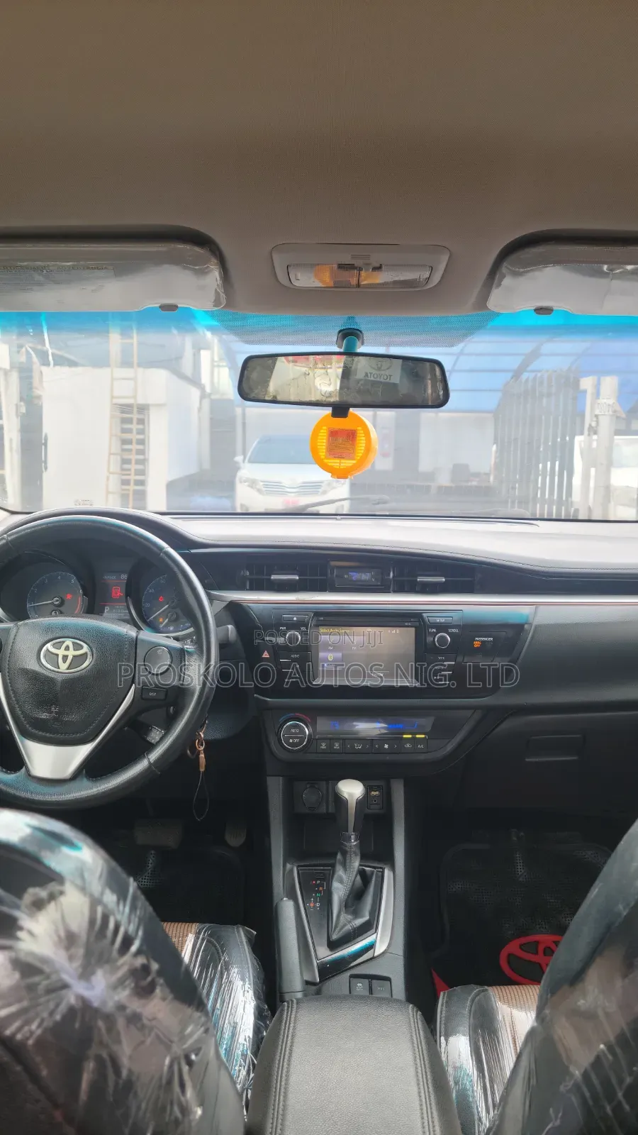 Toyota Corolla S 4dr Sedan (1.8L 4cyl CVT) 2015
