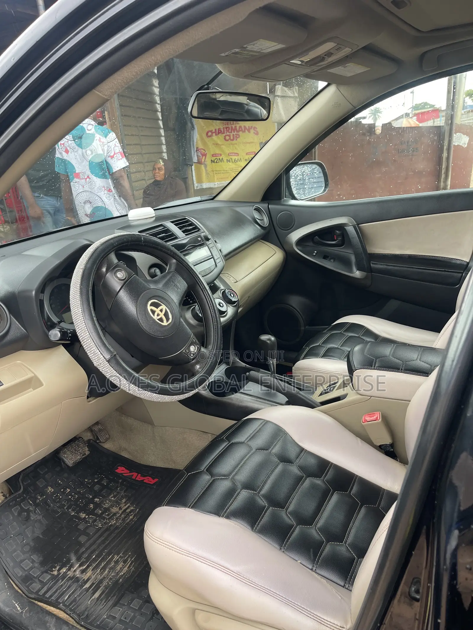 Toyota RAV4 2010 Black