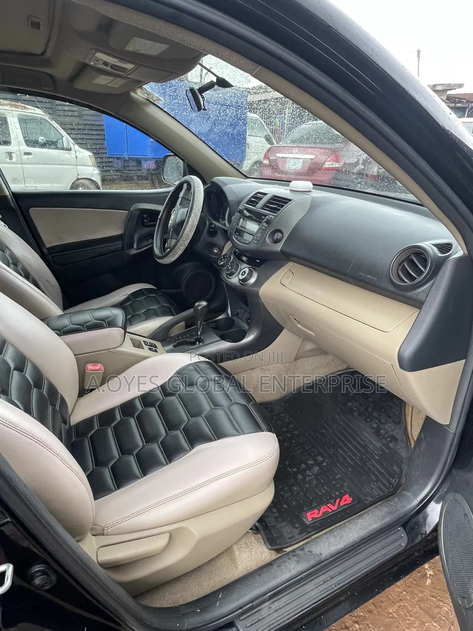 Toyota RAV4 2010 Black