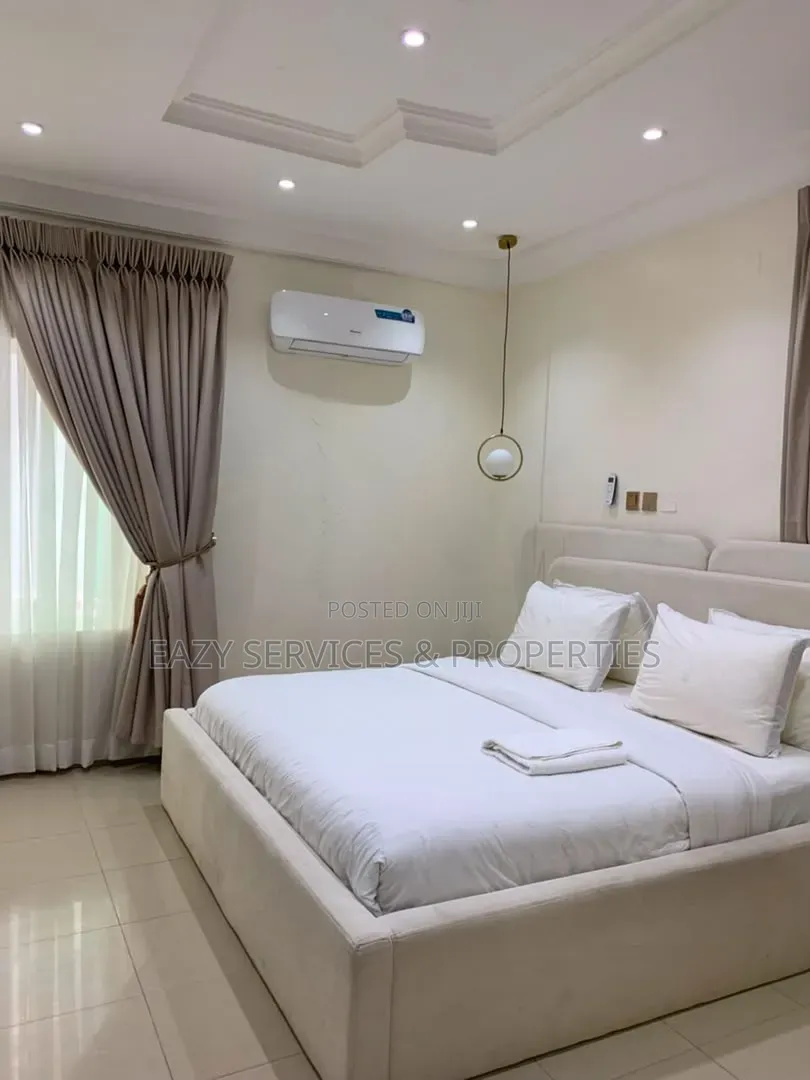 Furnished 3bdrm Apartment in Parkview Estate for rent