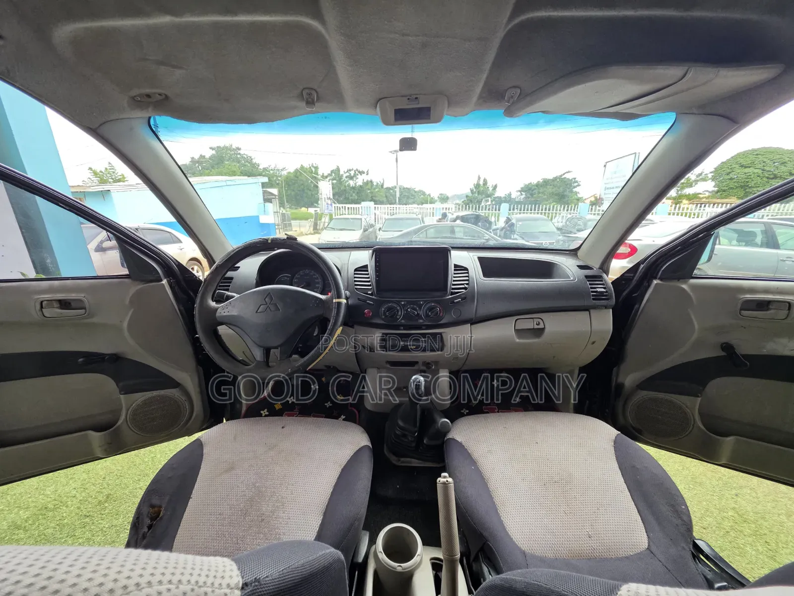 Mitsubishi L200 2011 Black