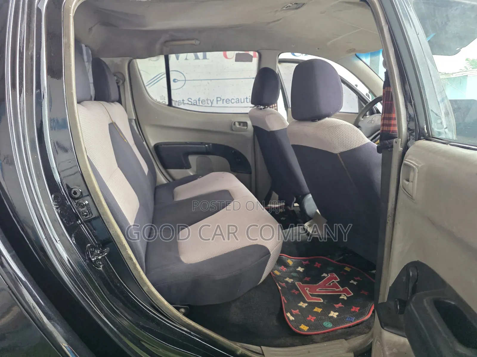 Mitsubishi L200 2011 Black
