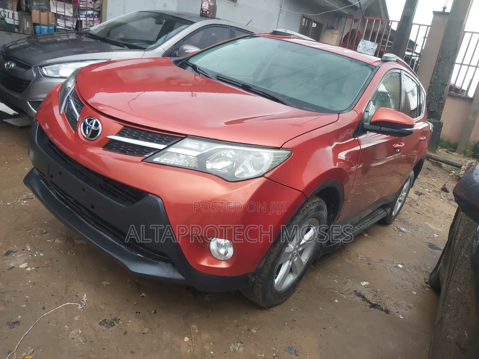 Toyota RAV4 2014 Orange