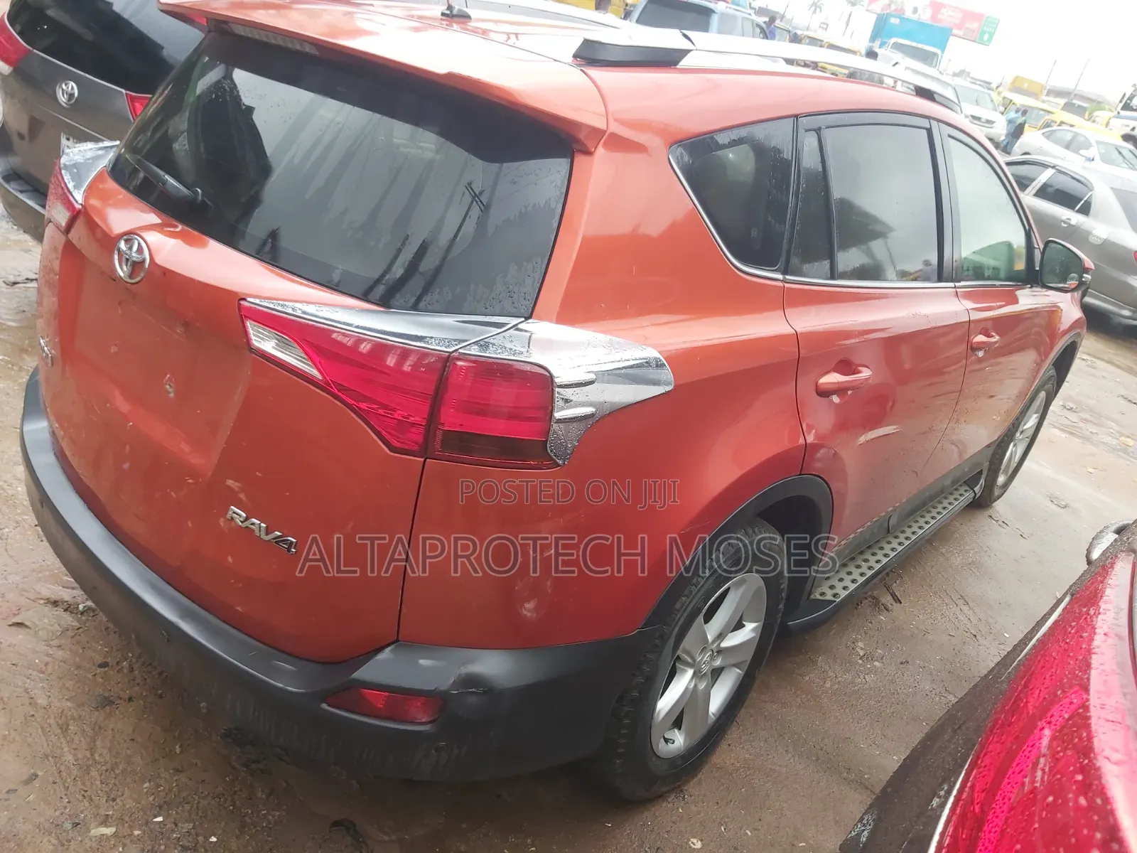 Toyota RAV4 2014 Orange