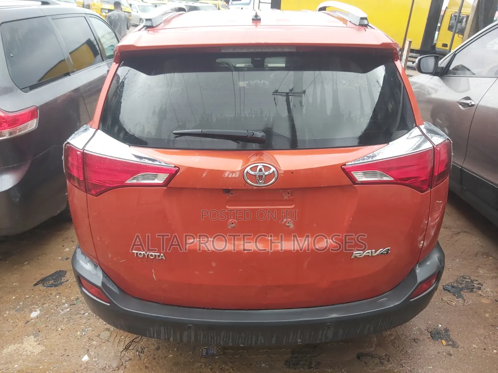 Toyota RAV4 2014 Orange
