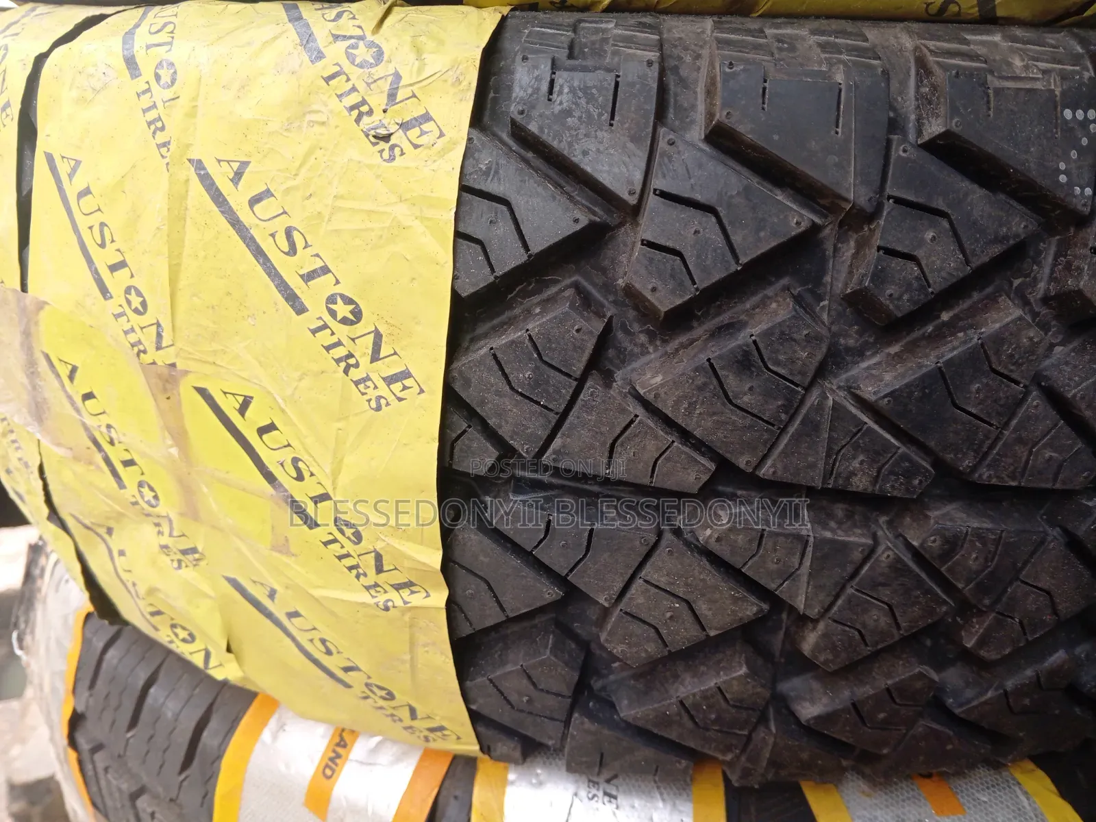 265/70r16 Austone