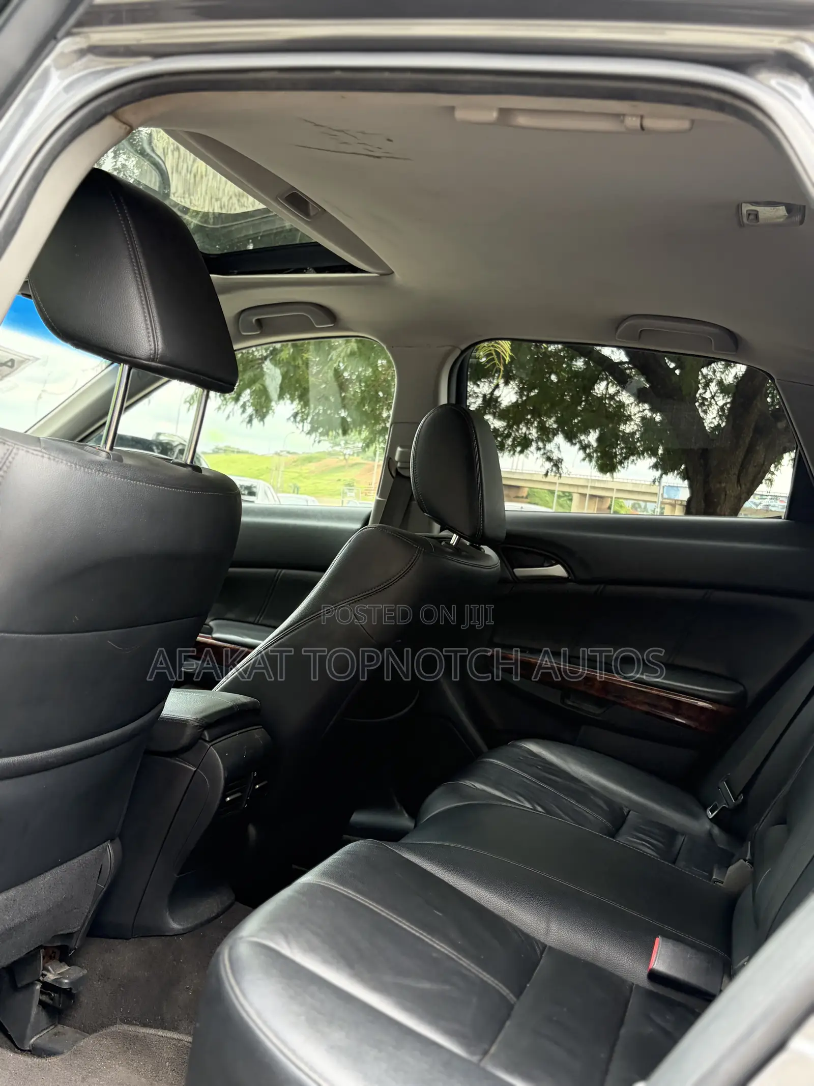 Honda Crosstour 2011 Gray
