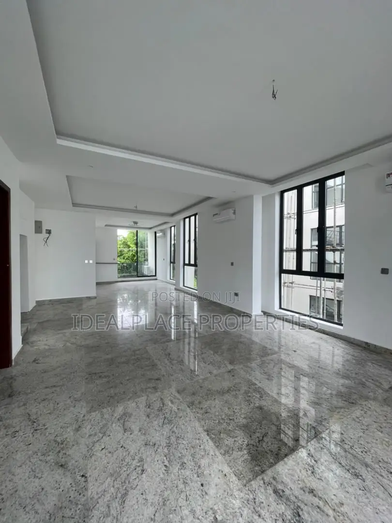 6bdrm Duplex in Banana Island Estate for sale