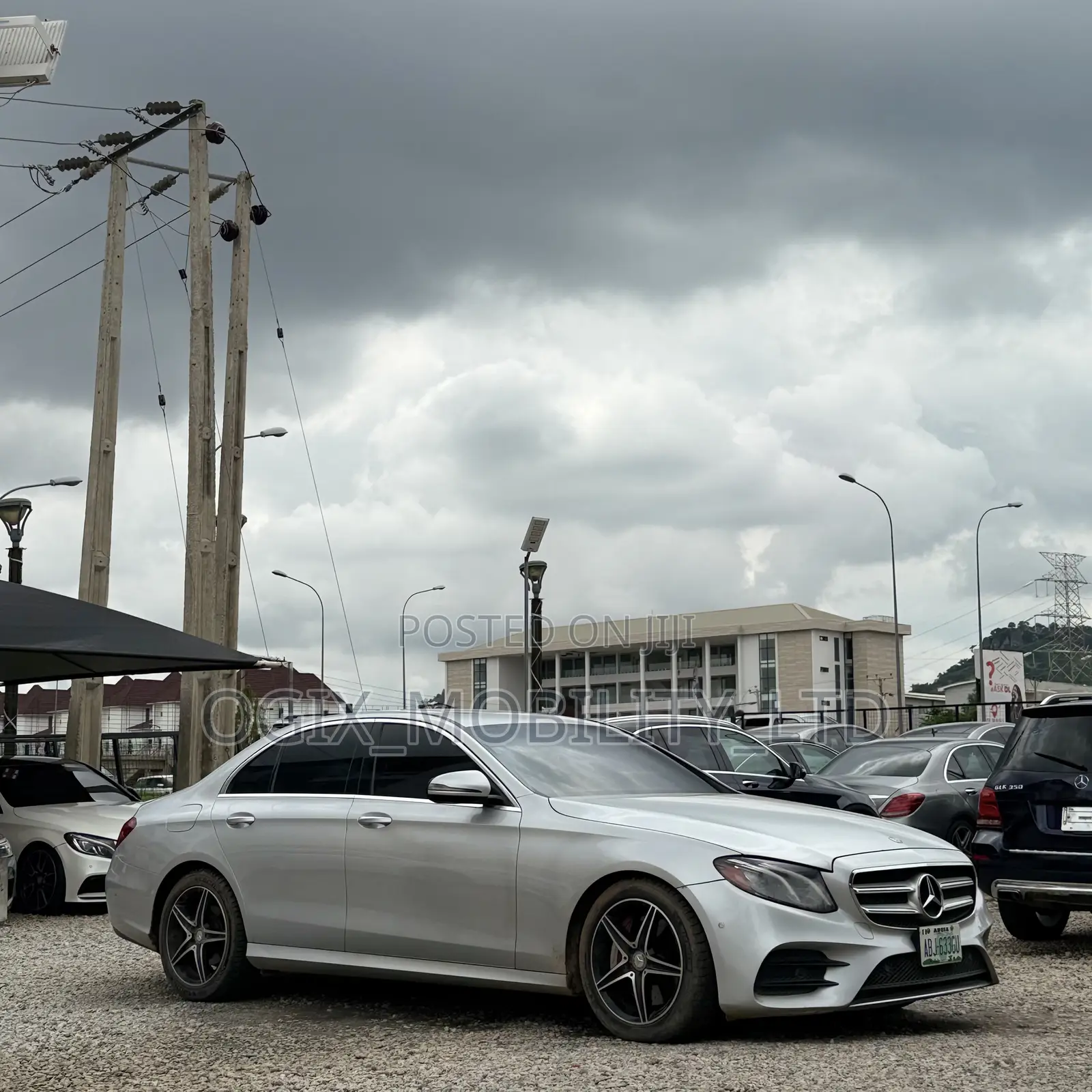 Mercedes-Benz E300 2017 Silver