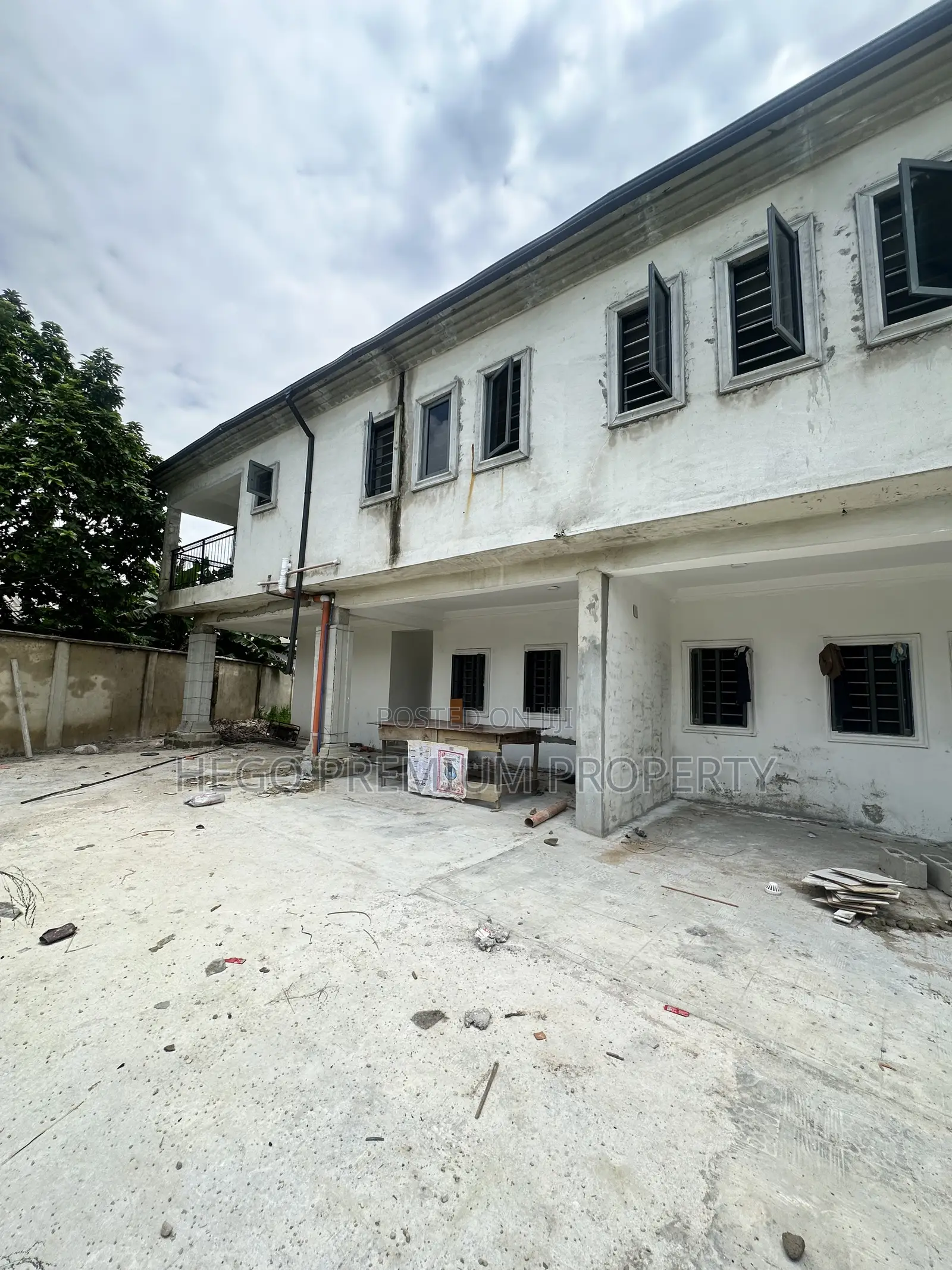 4bdrm Duplex in New Road By Ada, Obio-Akpor for rent