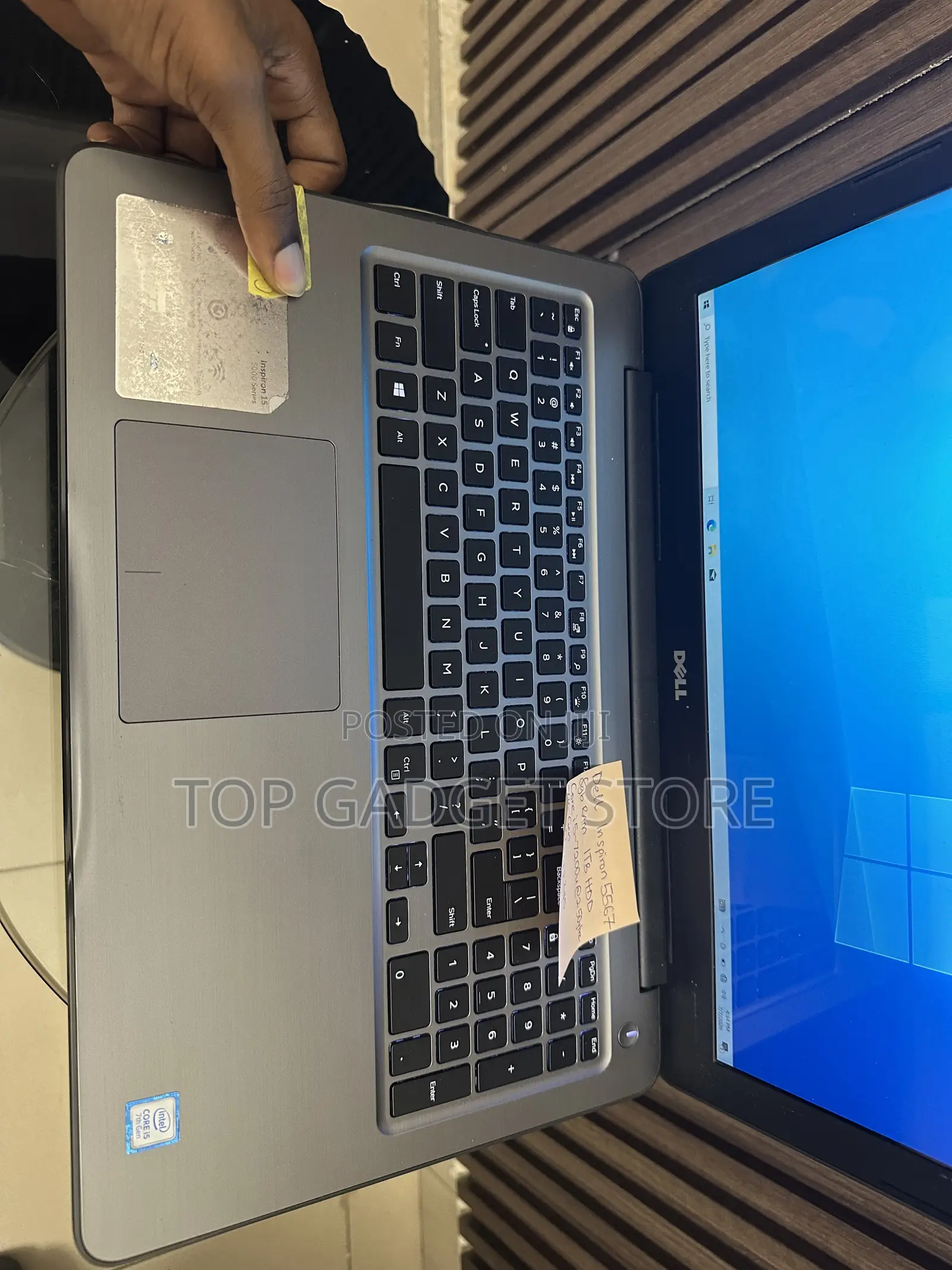 Laptop Dell Inspiron 15 5567 8GB Intel Core i5 HDD 1T