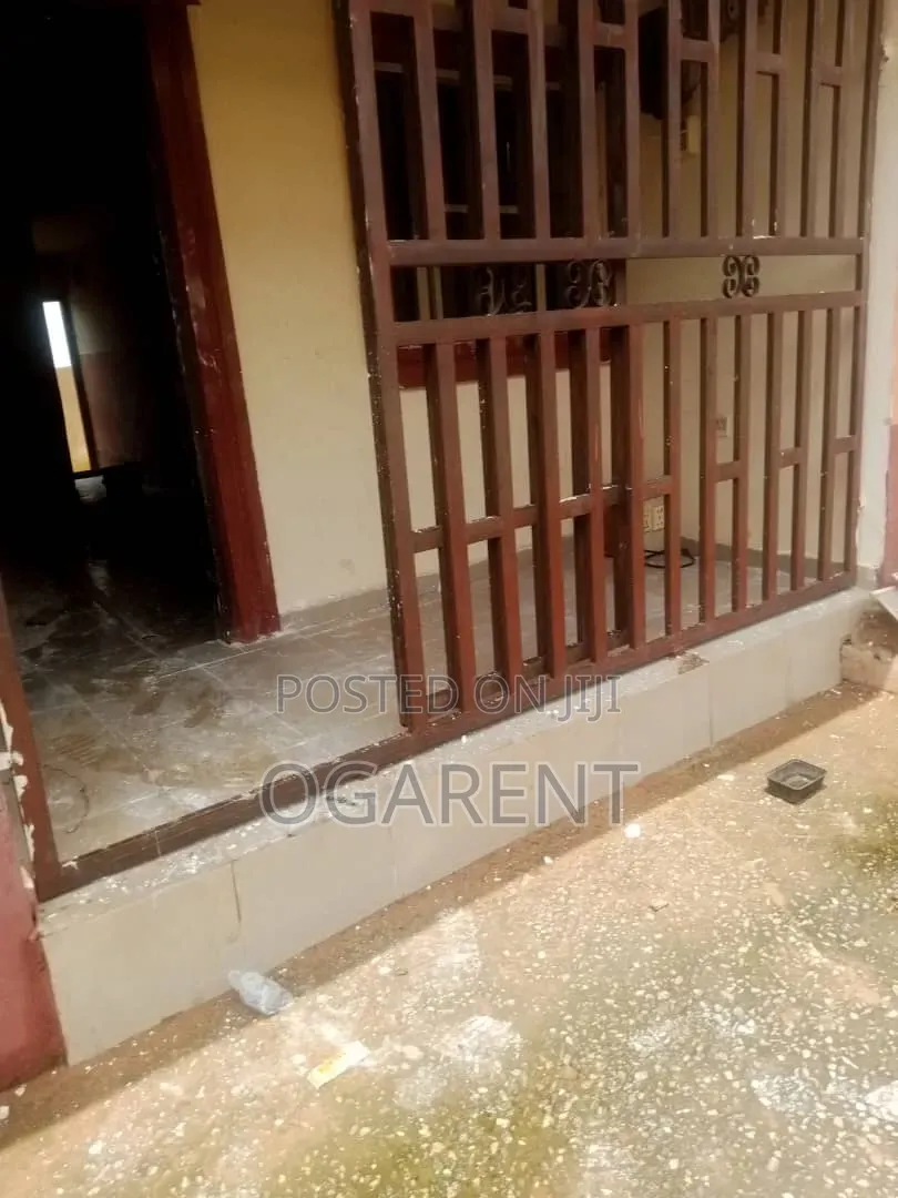 2bdrm Apartment in Benin City for rent