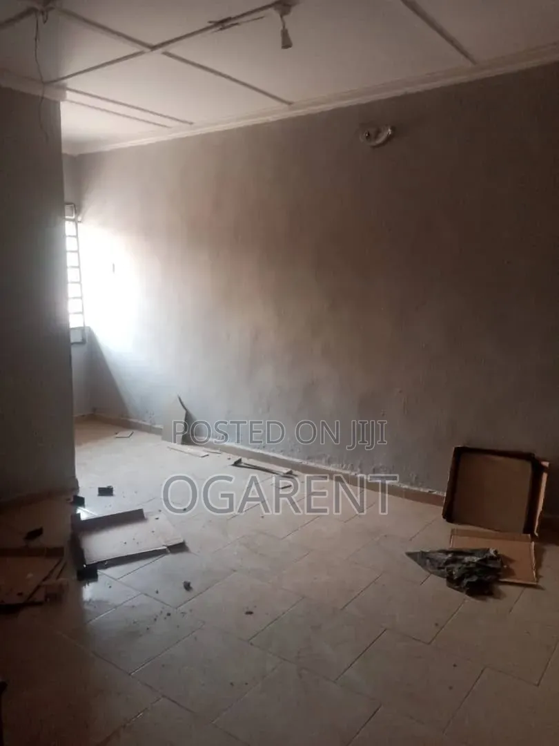 2bdrm Apartment in Benin City for rent