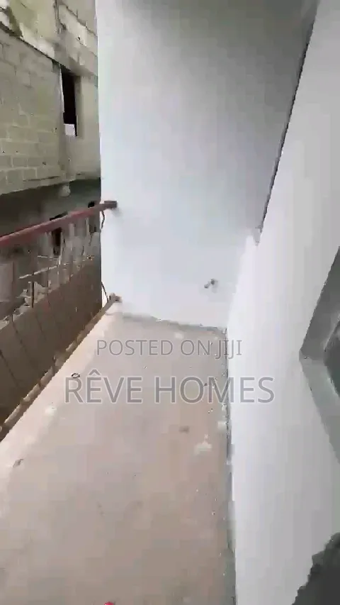 1bdrm Block of Flats in Phase 2 for rent