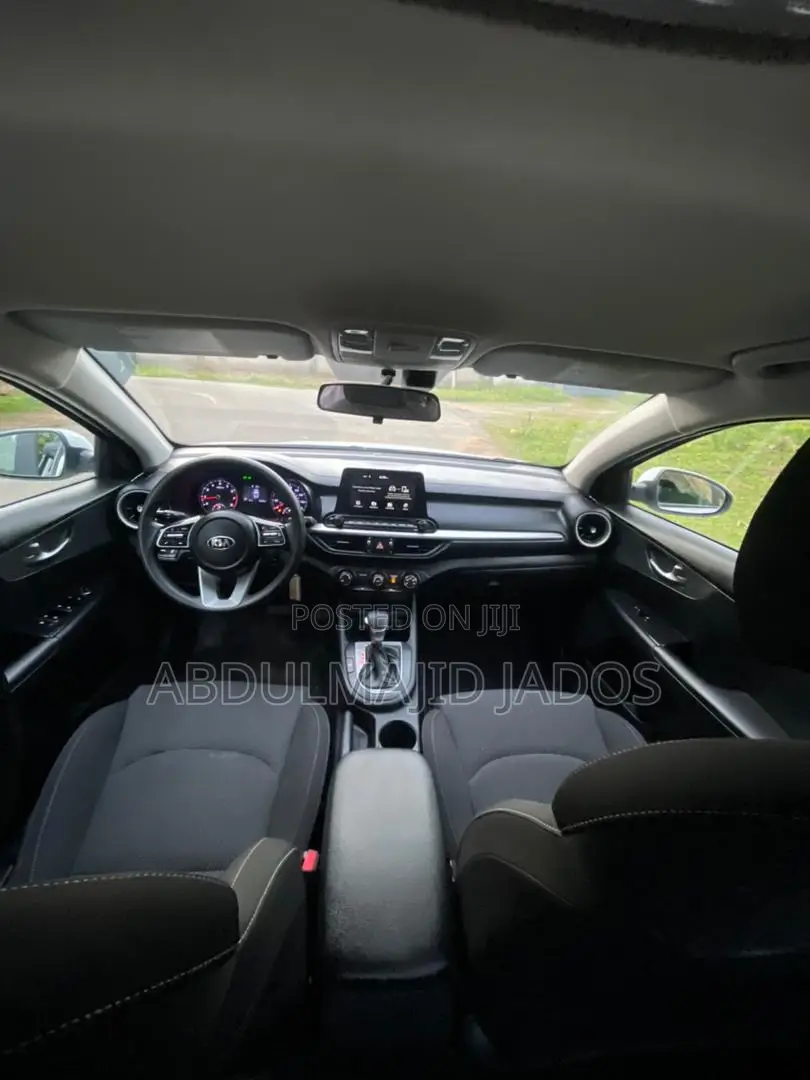 Kia Forte 2022 White