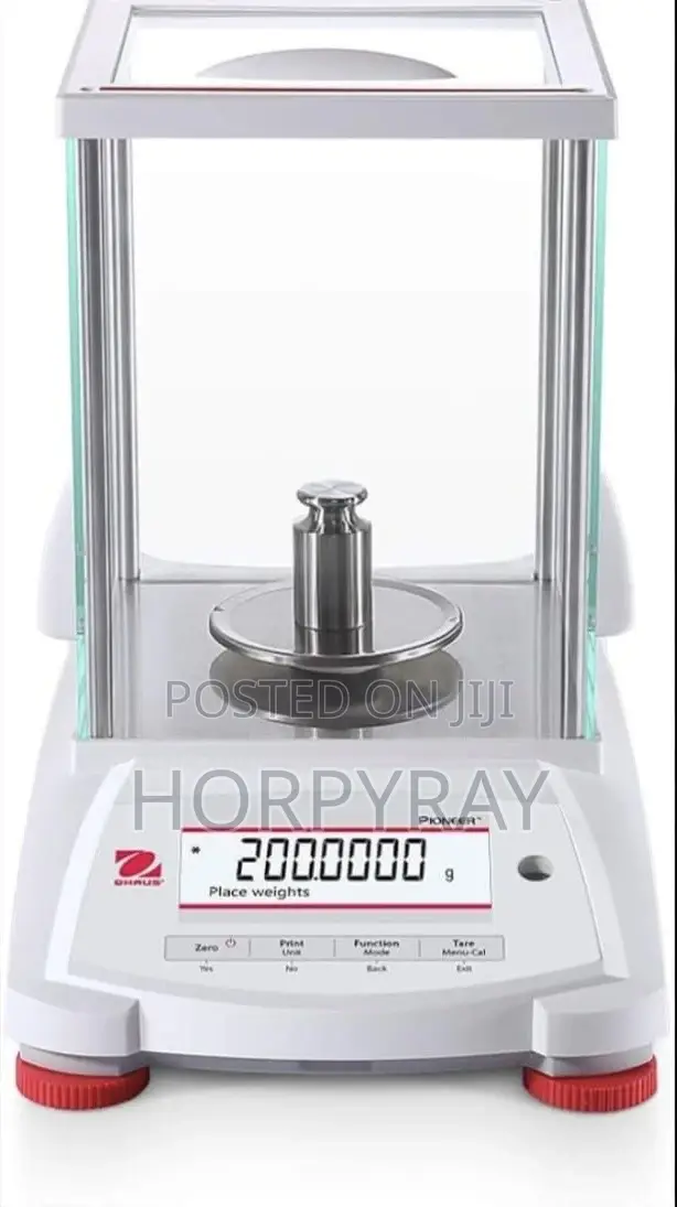 OHAUS Pioneer PX224Analytical Balance
