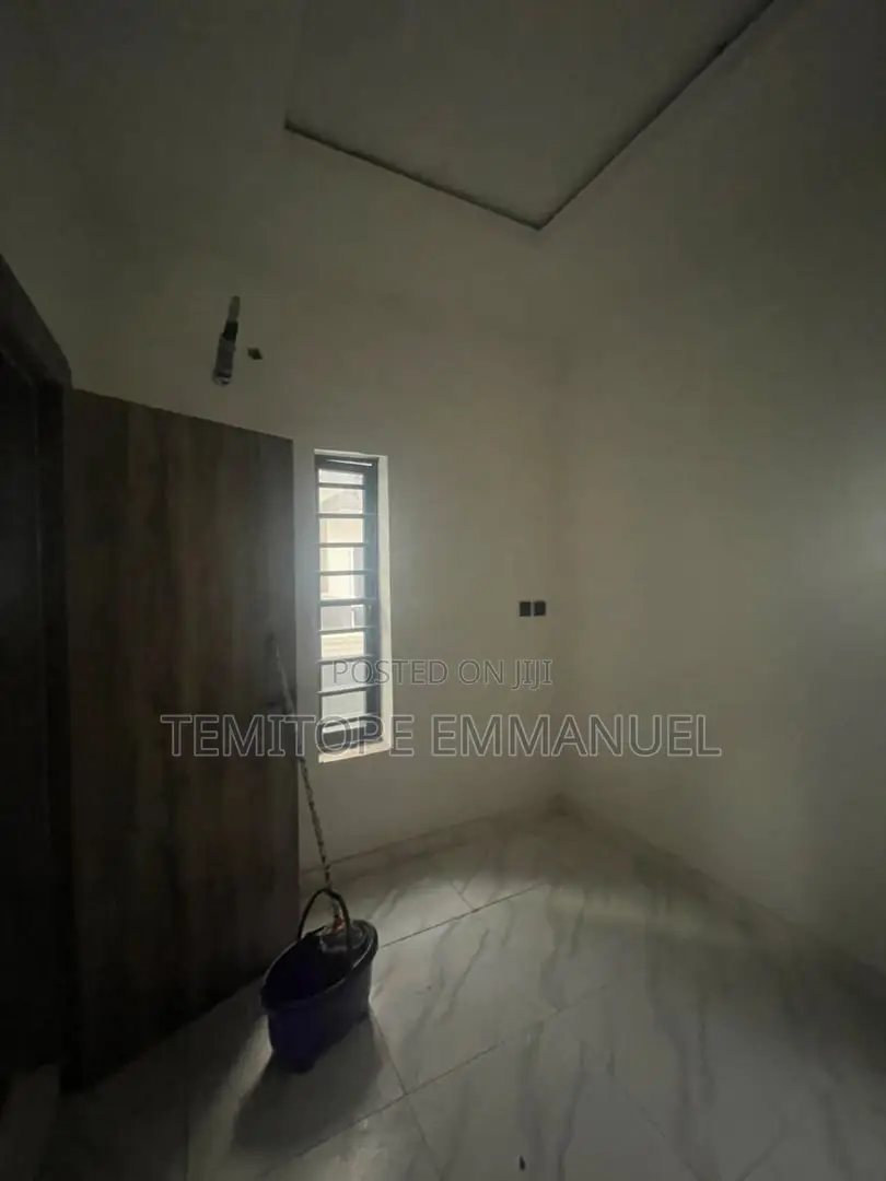 Furnished 4bdrm Duplex in Lekki for sale