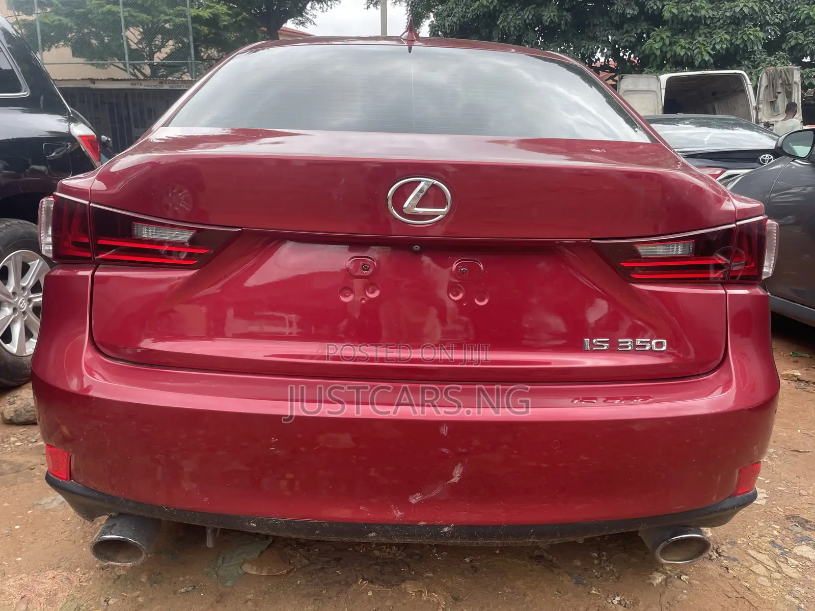Lexus IS 350 AWD 2016 Red
