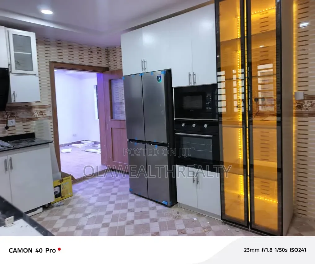 4bdrm Duplex in Okebadan Estate, Akobo for rent