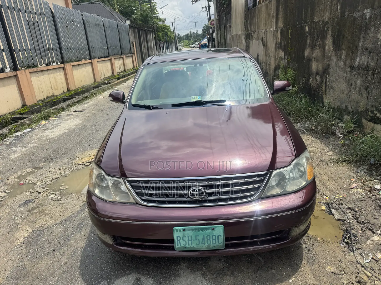 Toyota Avalon XLS 2005 Burgundy