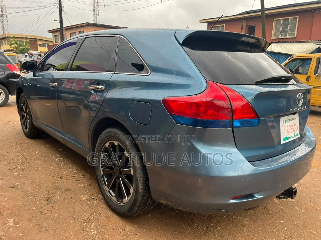 Toyota Venza LE 2010 Blue