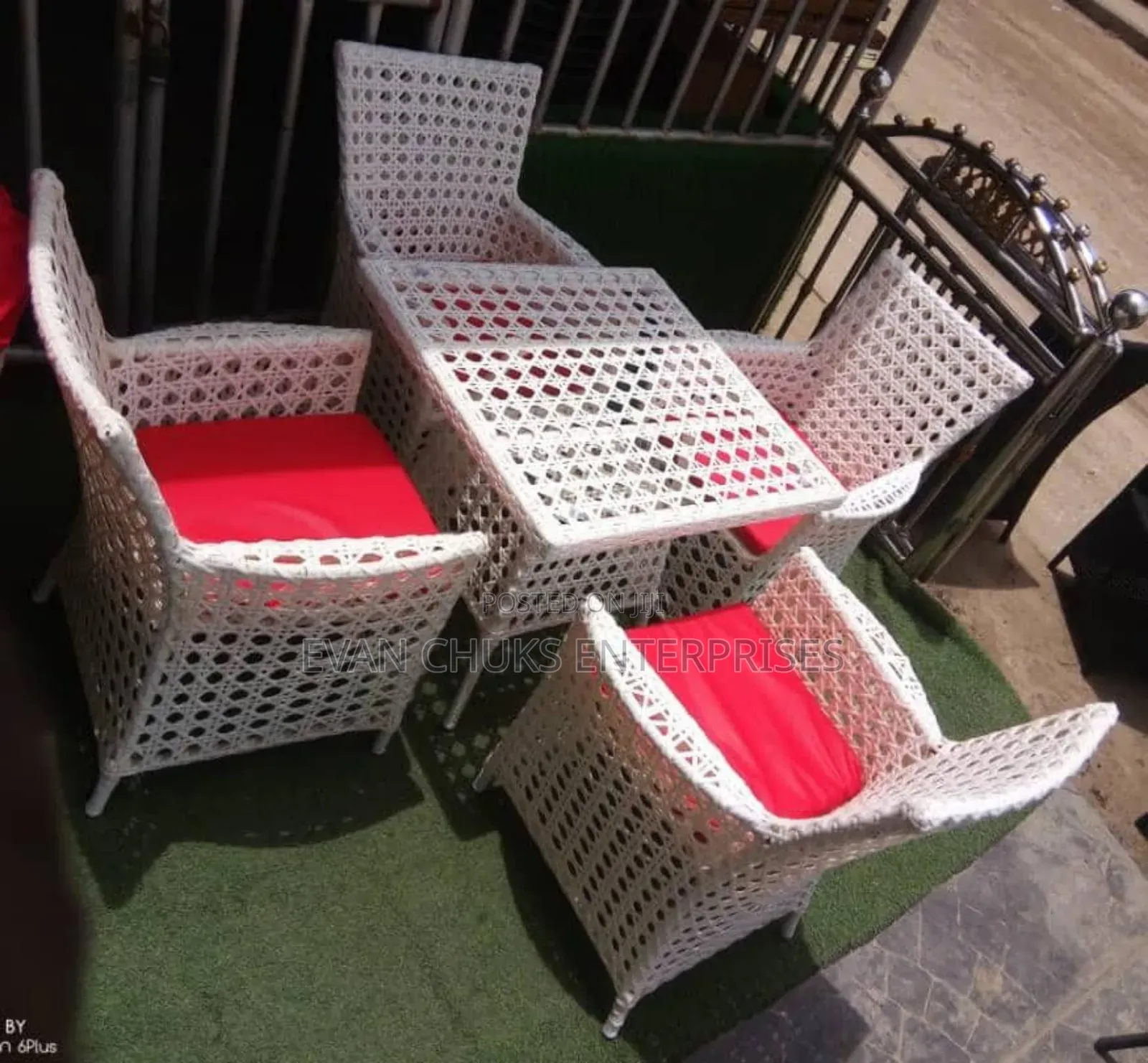 Rattan Restaurant Chair and Table In
