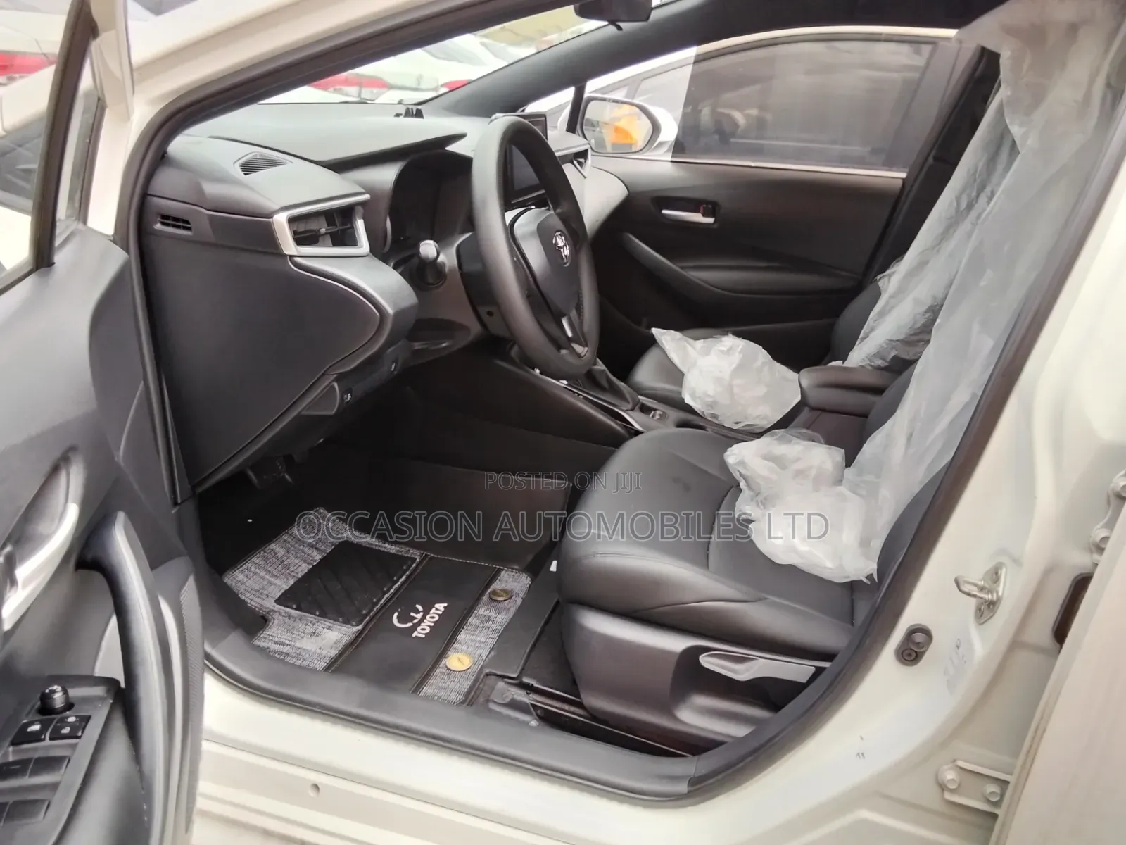Toyota Corolla 2022 Off white