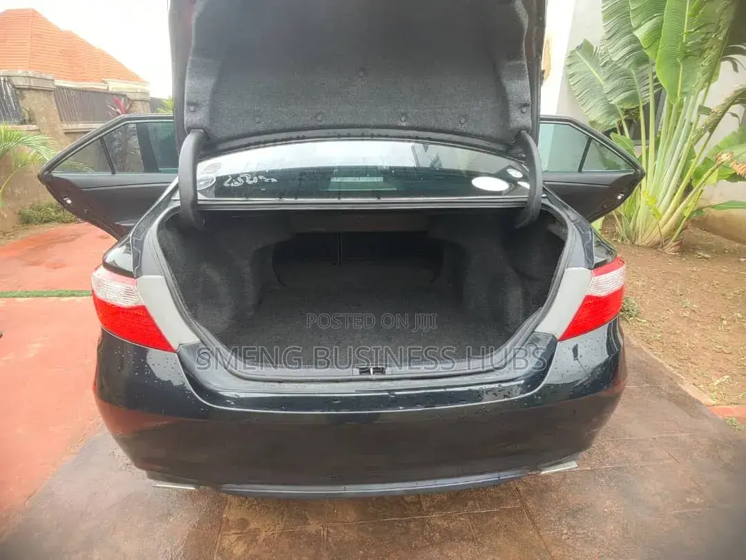 Toyota Camry 2016 Black