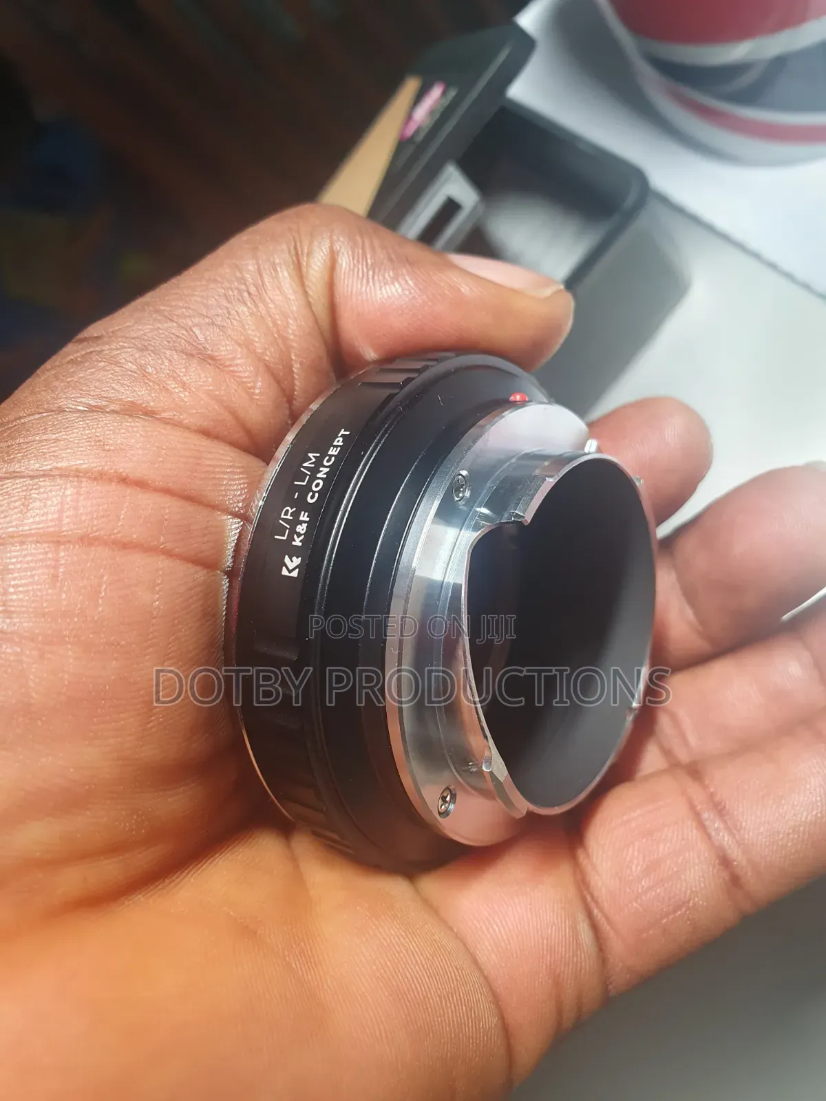L/R - L/M Lens Adapter