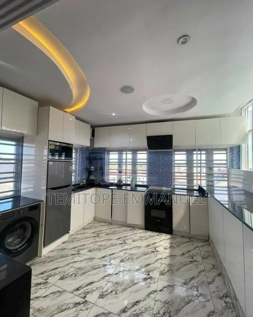 Furnished 2bdrm Apartment in Ologolo for rent