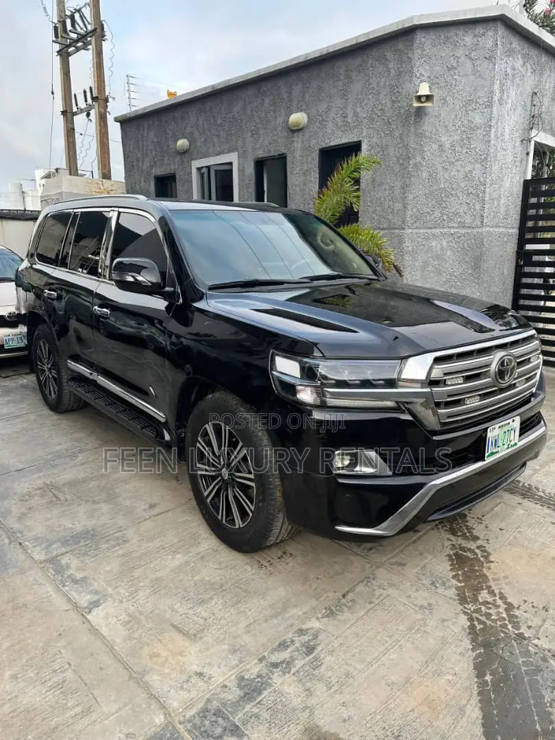 2022 Land Cruiser for Rent - Car for Hire