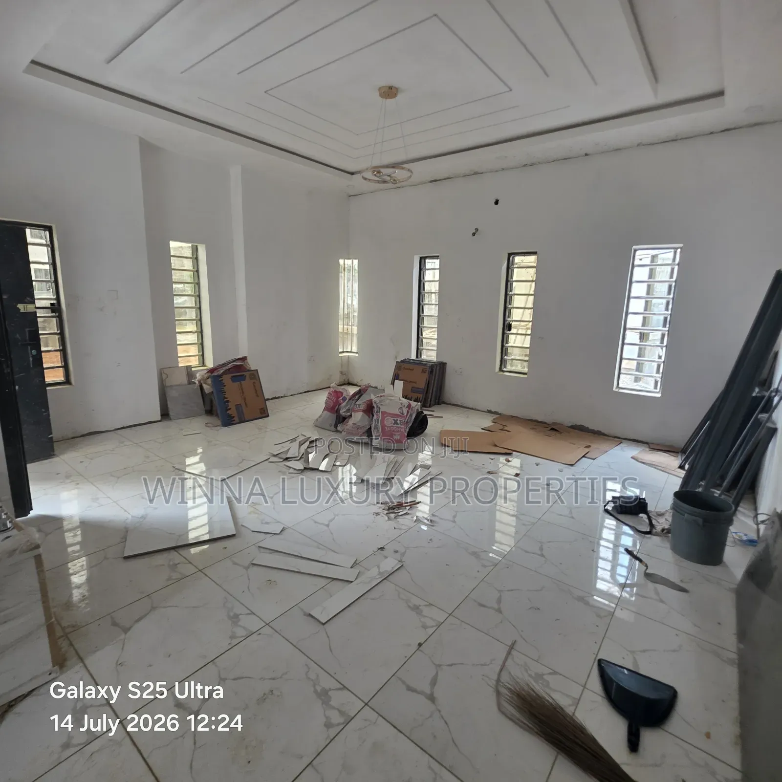5bdrm Duplex in Around Jedo Axis, Lugbe District for sale