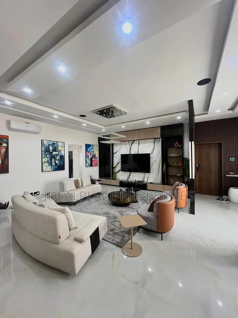 Furnished 3bdrm Apartment in Banana Island for sale