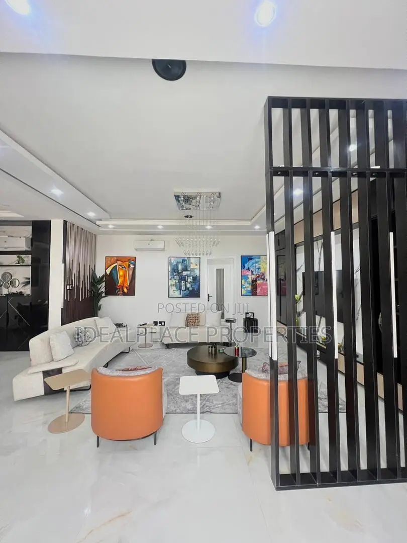 Furnished 3bdrm Apartment in Banana Island for sale