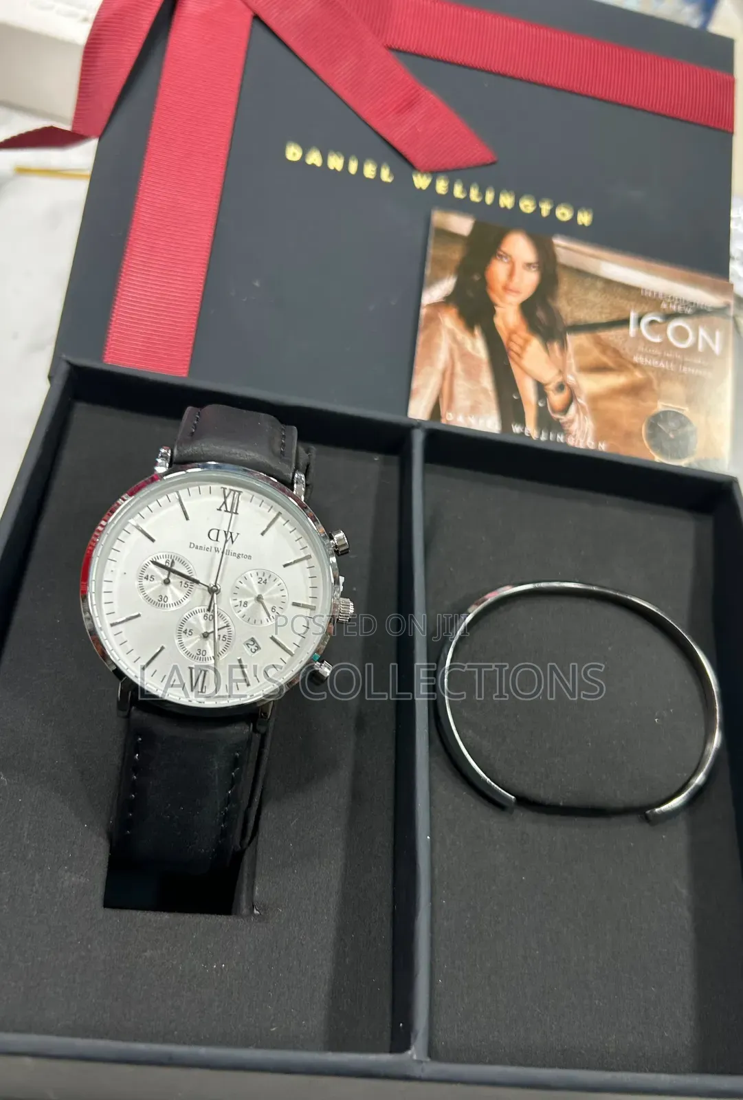High Quality DW(Daniel Wellington) ,Leather Strapped Wristwatch