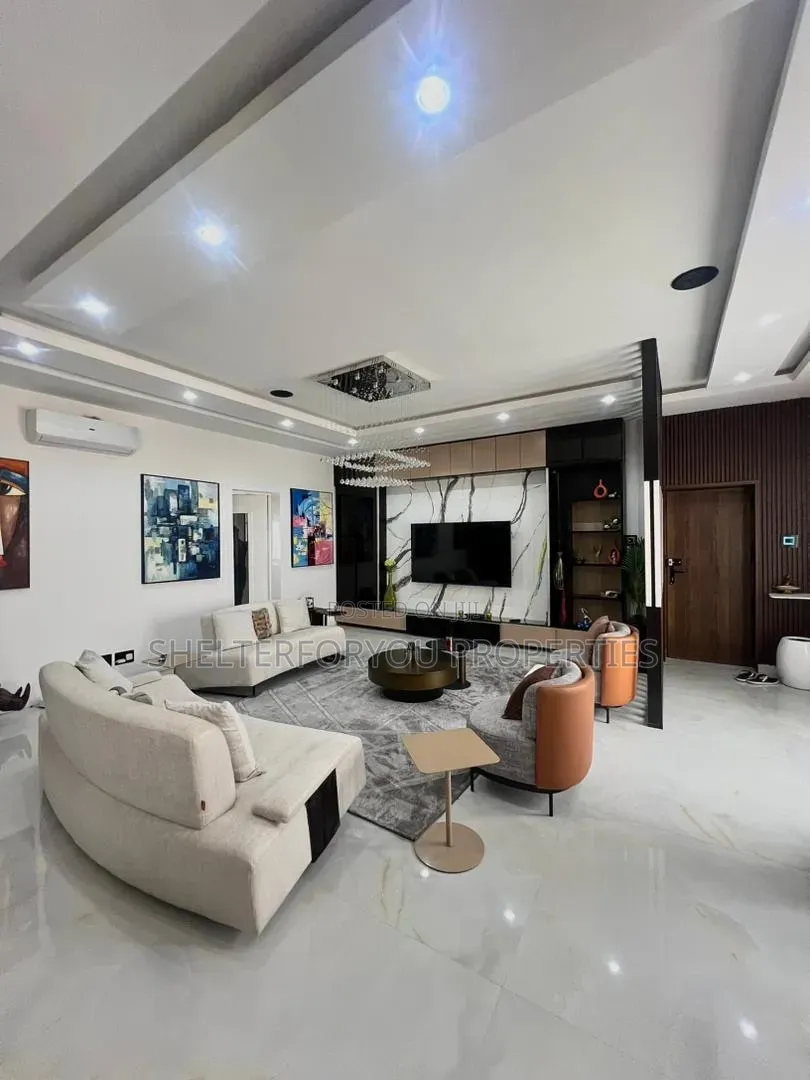 Furnished 3bdrm Apartment in Banana Island for sale