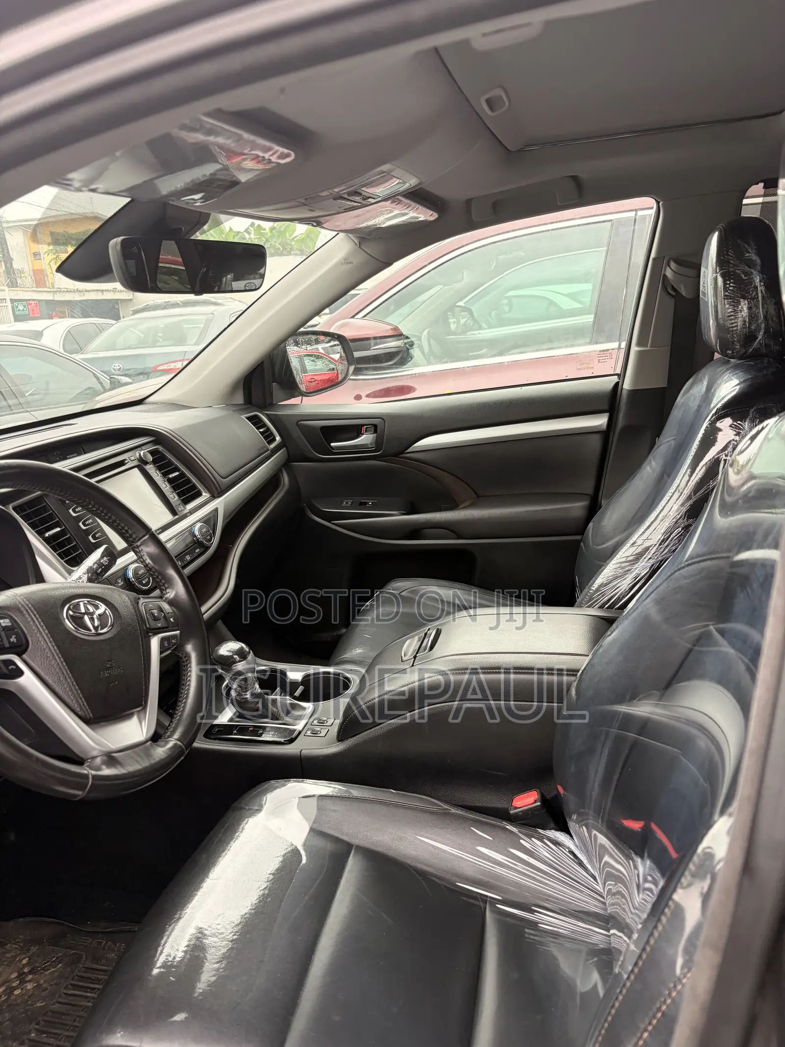 Toyota Highlander XLE 4x4 V6 (3.5L 6cyl 8A) 2017 Gray