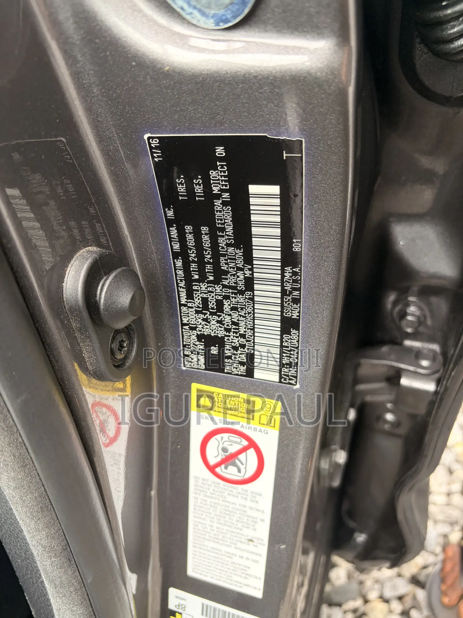 Toyota Highlander XLE 4x4 V6 (3.5L 6cyl 8A) 2017 Gray