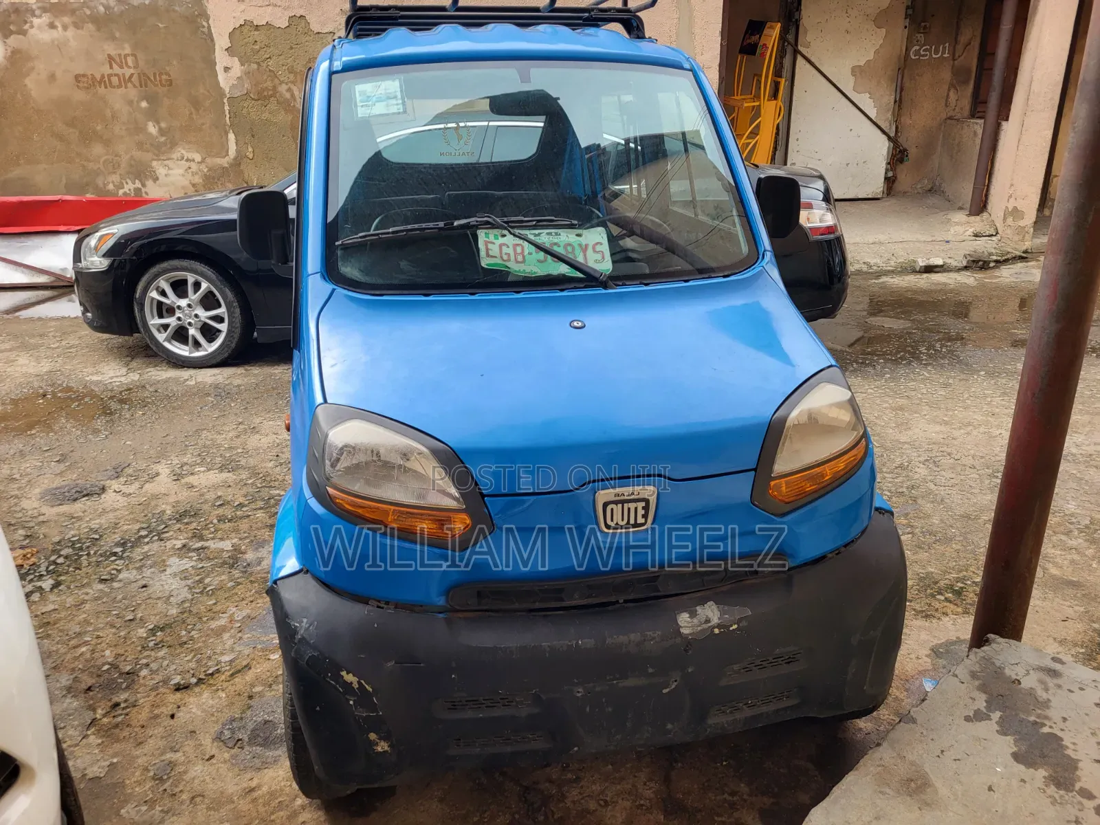 Bajaj Qute 2024 Blue
