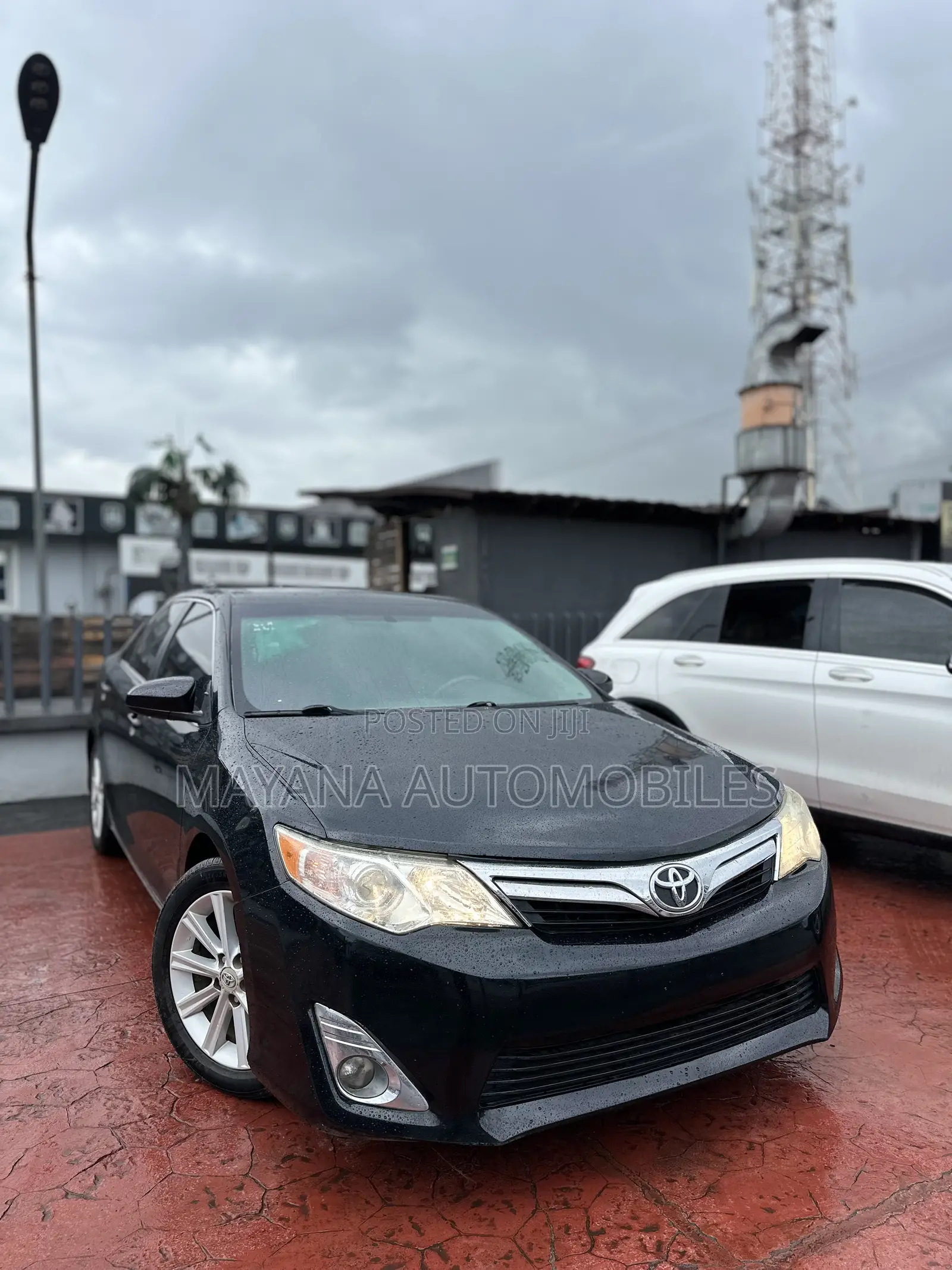 Toyota Camry XLE V6 4dr Sedan (3.5L 6cyl 6A) 2012 Black