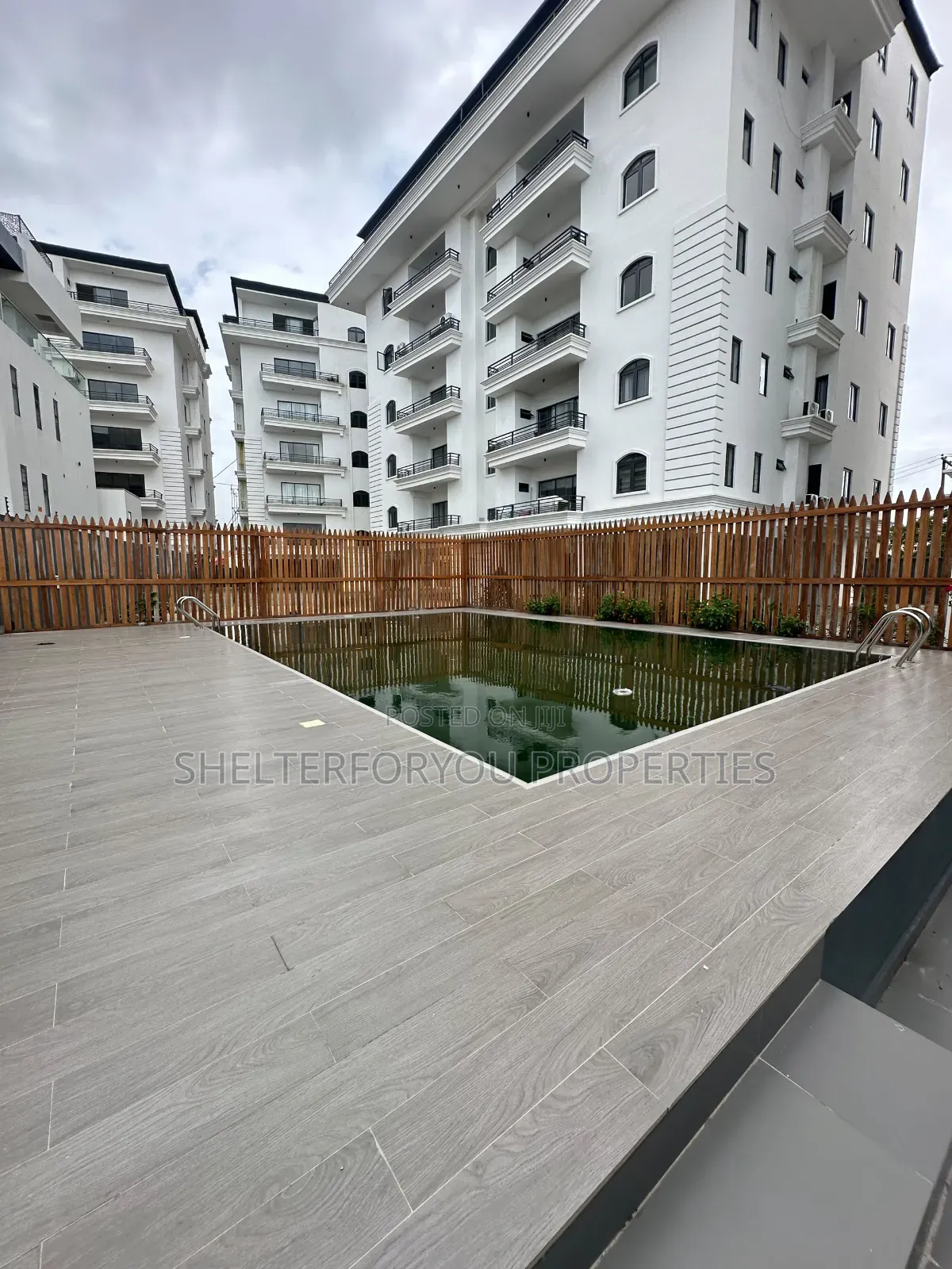 3bdrm Apartment in Lekki Phase 1 for rent