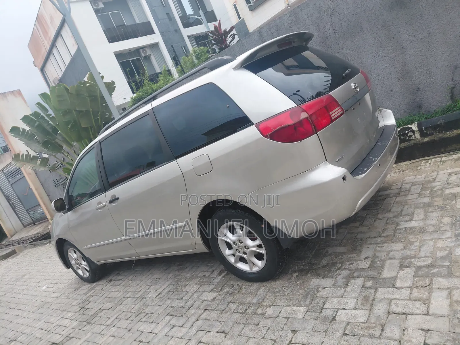 Toyota Sienna 2005 Silver