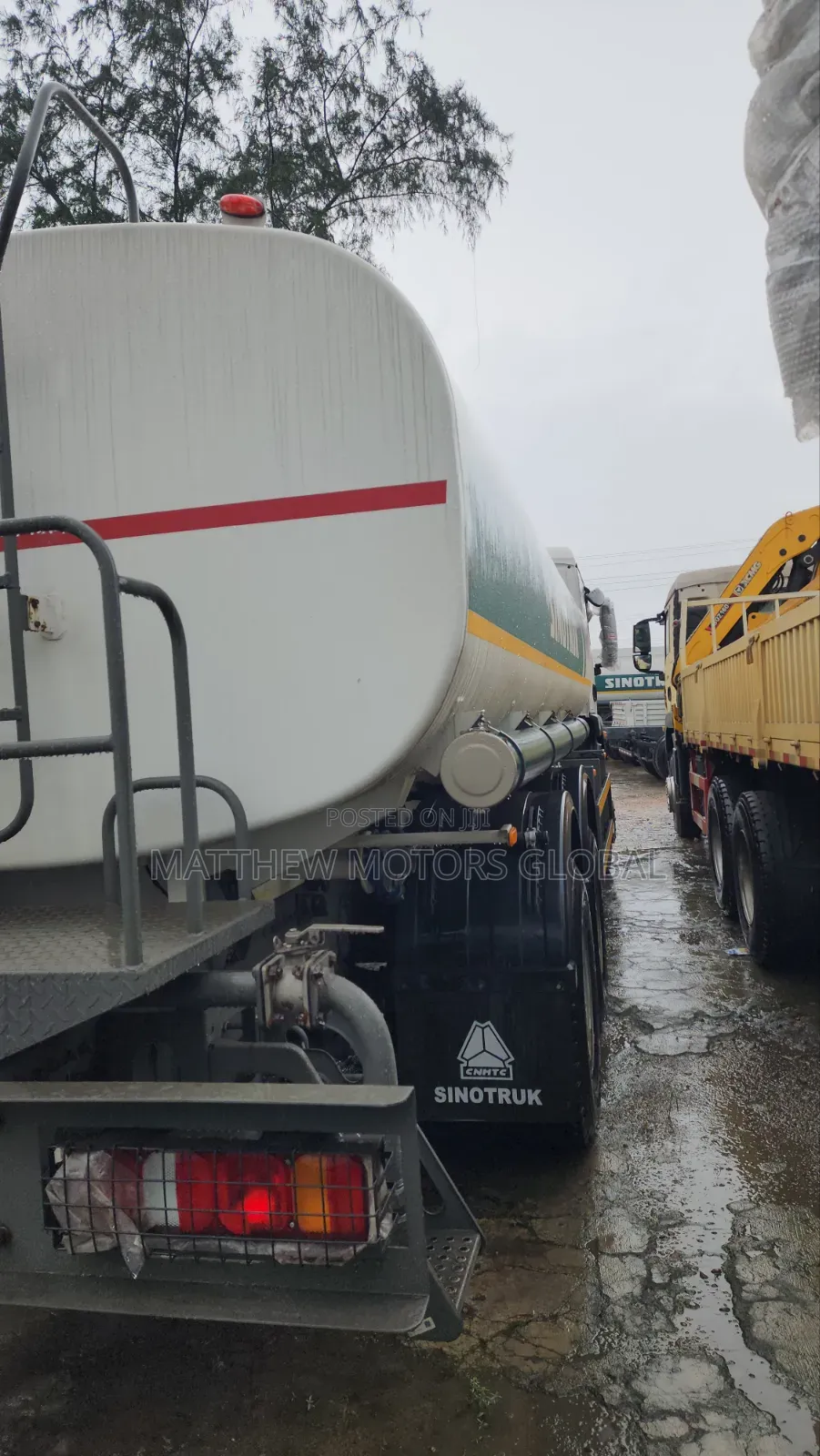 Brand New Howo 18,000 Liters Water Tanker 10 Tyres