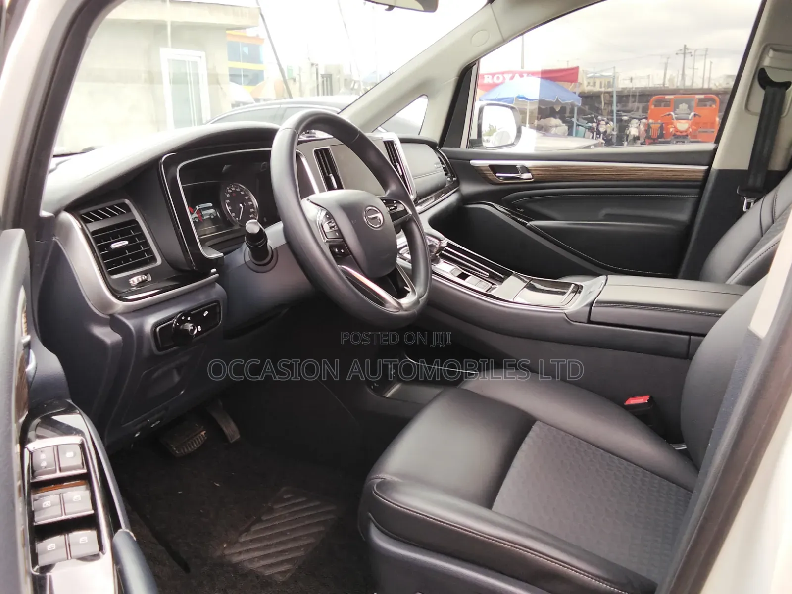 GAC GM8 2023 White