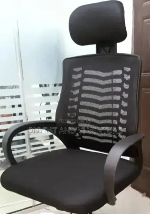 Quality Home and Office Swivel Chair With Head Rest