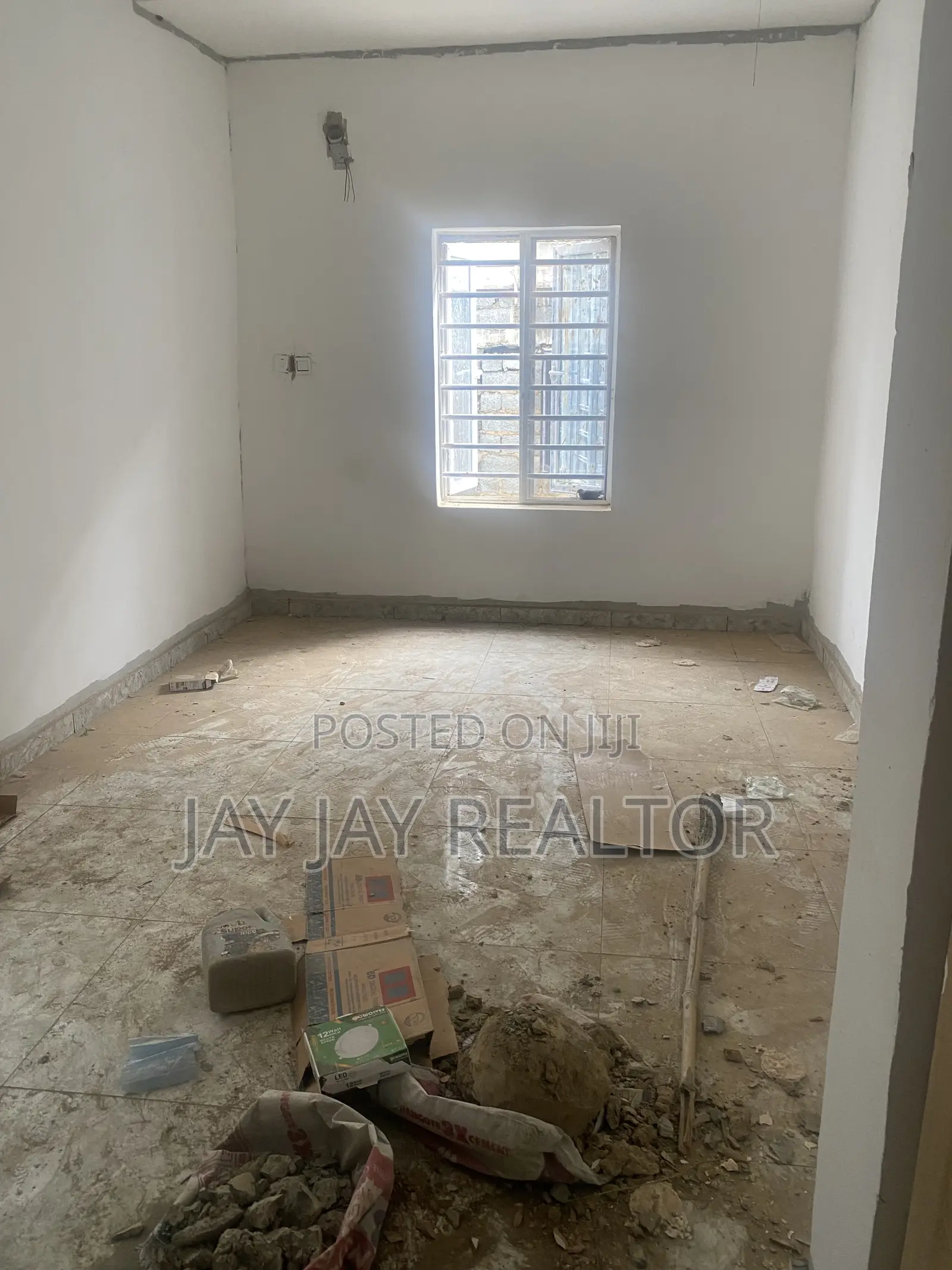 2bdrm Block of Flats in Durumi for sale