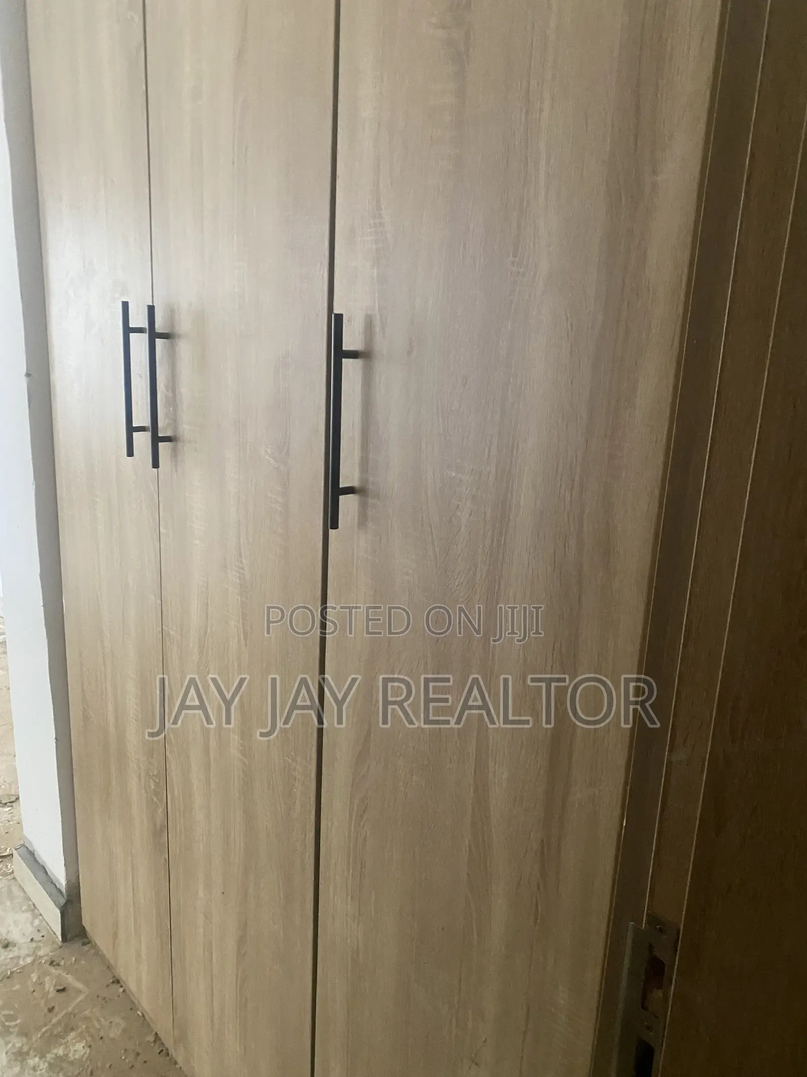 2bdrm Block of Flats in Durumi for sale