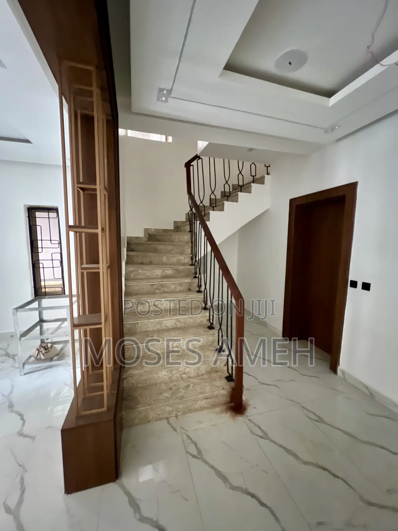 4bdrm Townhouse / Terrace in Mabushi for rent