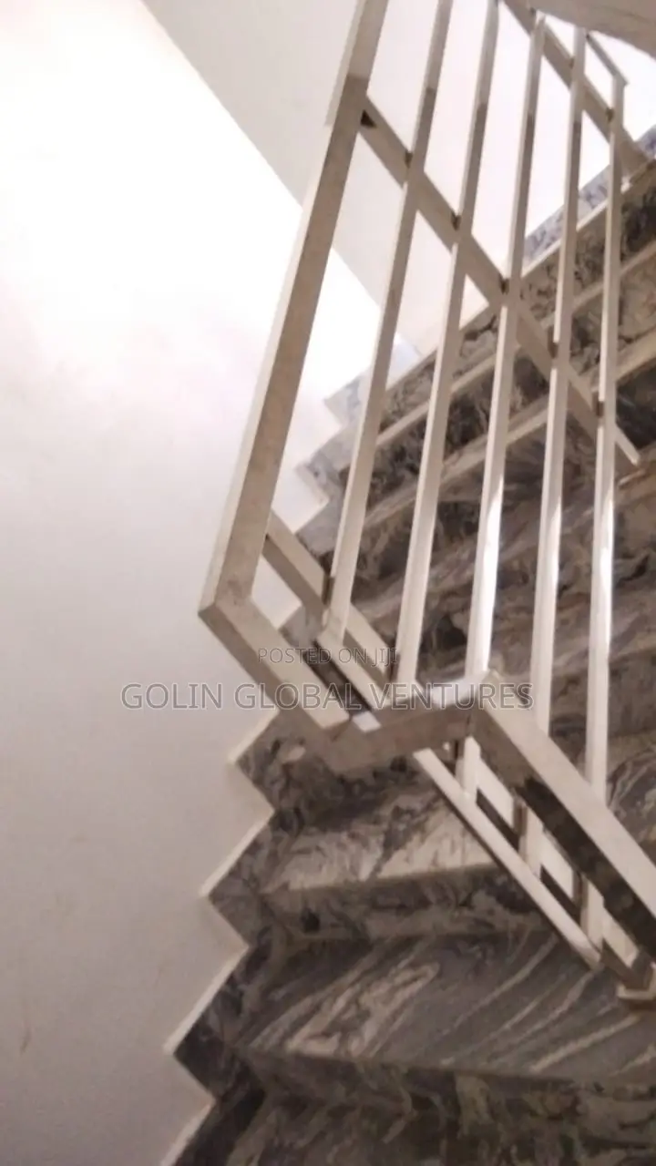 Furnished 5bdrm Duplex in Golin Global, Asokoro for sale